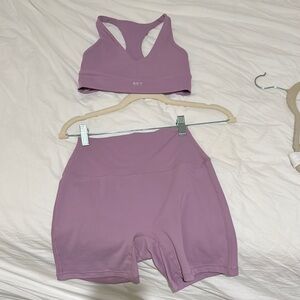 SET active set (never worn)